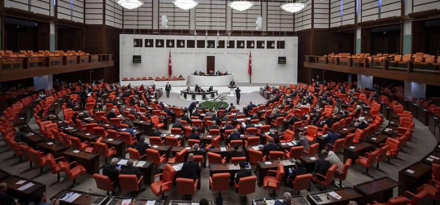 AKARYAKIT VE LPG SEKT&Ouml;R&Uuml;N&Uuml; İLGİLENDİREN KANUN TEKLİFİ TBMM GENEL KURULUNDA KABUL EDİLEREK YASALAŞTI