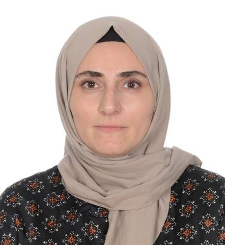 Betül Yaşin